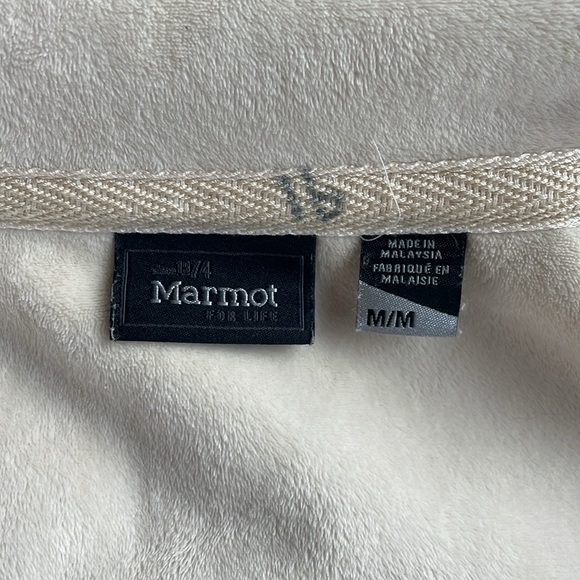 Marmot - Picture 5 of 15